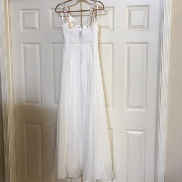 Alyce white flowy chiffon pageant prom dress - Picture 5 of 6